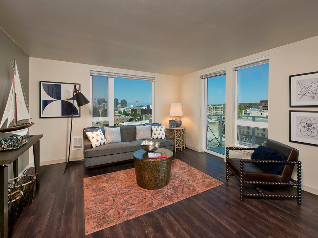SUPERB 1 BED/ 1 BATH APARTMENT IN CENTRAL SEATTLE